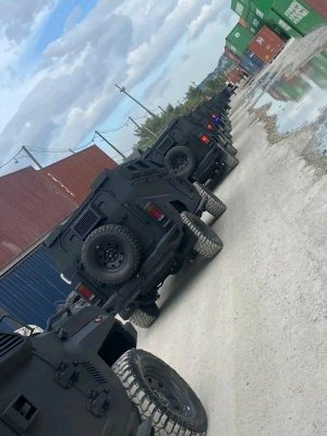 La PNH reçoit 20 véhicules blindés commandés depuis 10 mois par le gouvernement d'Ariel Henry