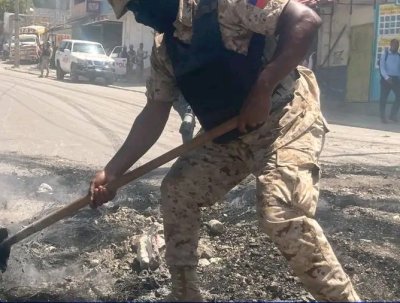 La PNH débloque la route nationale #8 à Croix-des-Bouquets