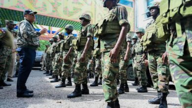 Le Premier ministre Garry Conille en visite auprès des forces de sécurité pour évaluer la situation sécuritaire