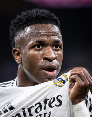 Victoire 5-2 du Real Madrid face à Borussia Dortmund, triplé de Vinícius Jr