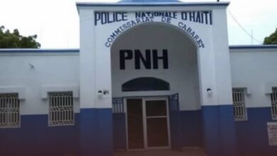 Cabaret : Des bandits démolissent le commissariat