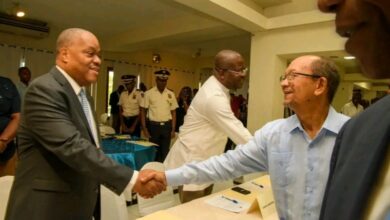 L’ex-Premier ministre Garry Conille prend acte de sa révocation et salue son successeur