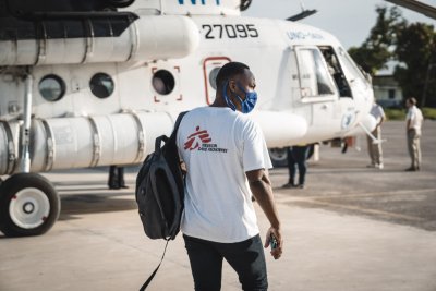 Violences en Haïti : MSF suspend ses activités dans la région métropolitaine