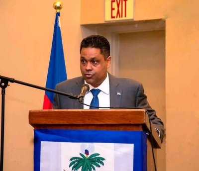 Le Conseiller Président Laurent Saint-Cyr rencontre des associations du secteur privé autour des élections en Haïti Le Conseiller Président Laurent Saint-Cyr rencontre des associations du secteur privé autour des élections en Haïti