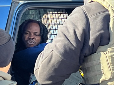 Un présumé membre de gang haïtien arrêté à Boston pour 17 condamnations criminelles