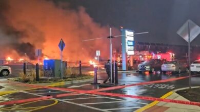 Nouveau crash aérien aux États-Unis : des maisons en feu après l'accident d'un avion à Philadelphie