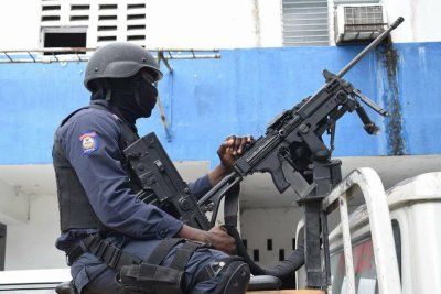 Pétion-Ville sous les balles : la PNH repousse l'assaut sanglant du gang Kraze Baryè