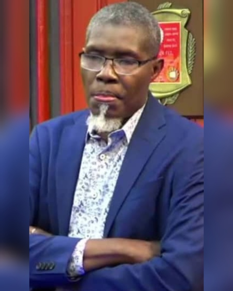 Haïti, la politique sous perfusion Opposition subventionnée, transition rentable et diplomatie marchandée : anatomie d’un système qui se nourrit de lui-même Haïti, la politique sous perfusion Opposition subventionnée, transition rentable et diplomatie marchandée : anatomie d’un système qui se nourrit de lui-même