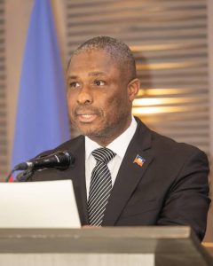 Emmanuel Vertilaire : portrait d’un tyran minuscule dans un État à genoux