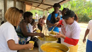 Ayiti Nou Vle Viv perpétue la tradition de la solidarité à travers la Soupe Joumou